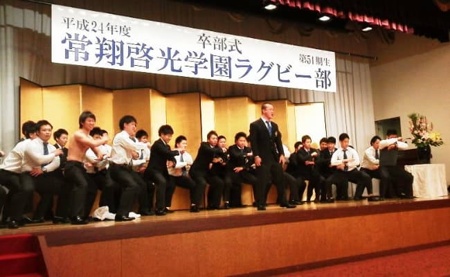 ラグビー部 卒部式の様子