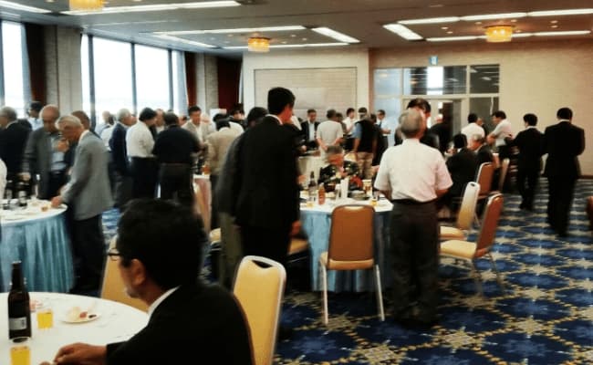 平成28年度 大阪工業大学校友会 懇親会の様子