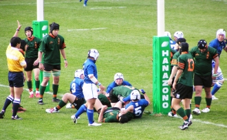 東大阪市の花園ラグビー場で行われた全国高校ラグビー大会の風景（6枚目）
