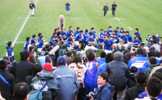 1月7日 東大阪市の花園ラグビー場で行われた全国高校ラグビー大会の風景（3枚目）
