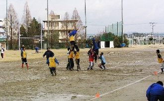 12月29日 東大阪市の花園ラグビー場で行われた全国高校ラグビー大会の風景（2枚目）