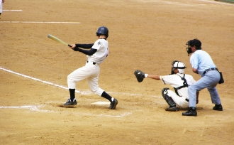 夏の高校野球大坂予選の様子（2枚目）