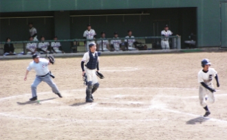 野球部 春の府予選 2回戦の様子（1枚目）