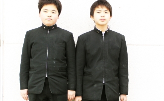 制服の写真（2枚目）