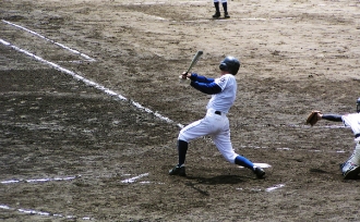 野球部 春の近畿地区大会府予選の様子（4枚目）
