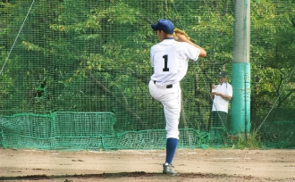 高校野球 秋季近畿地区大阪府予選の様子（2枚目）