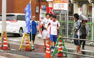 ゴミ拾い活動の様子（1枚目）