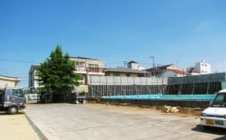 プールが撤去される様子